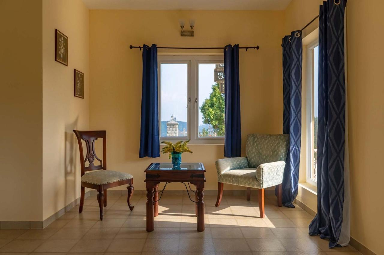 Yellow Tulip With Breakfast, Bbq Grill & Pet Home By Stayvista Coonoor Exterior photo